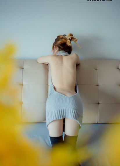 不扣纽扣的女孩电影_剧情片手机免费观看完整
